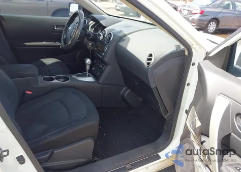 2014 Nissan Rogue Select S z USA, uszkodzony, nr VIN JN8AS5MT8EW619910